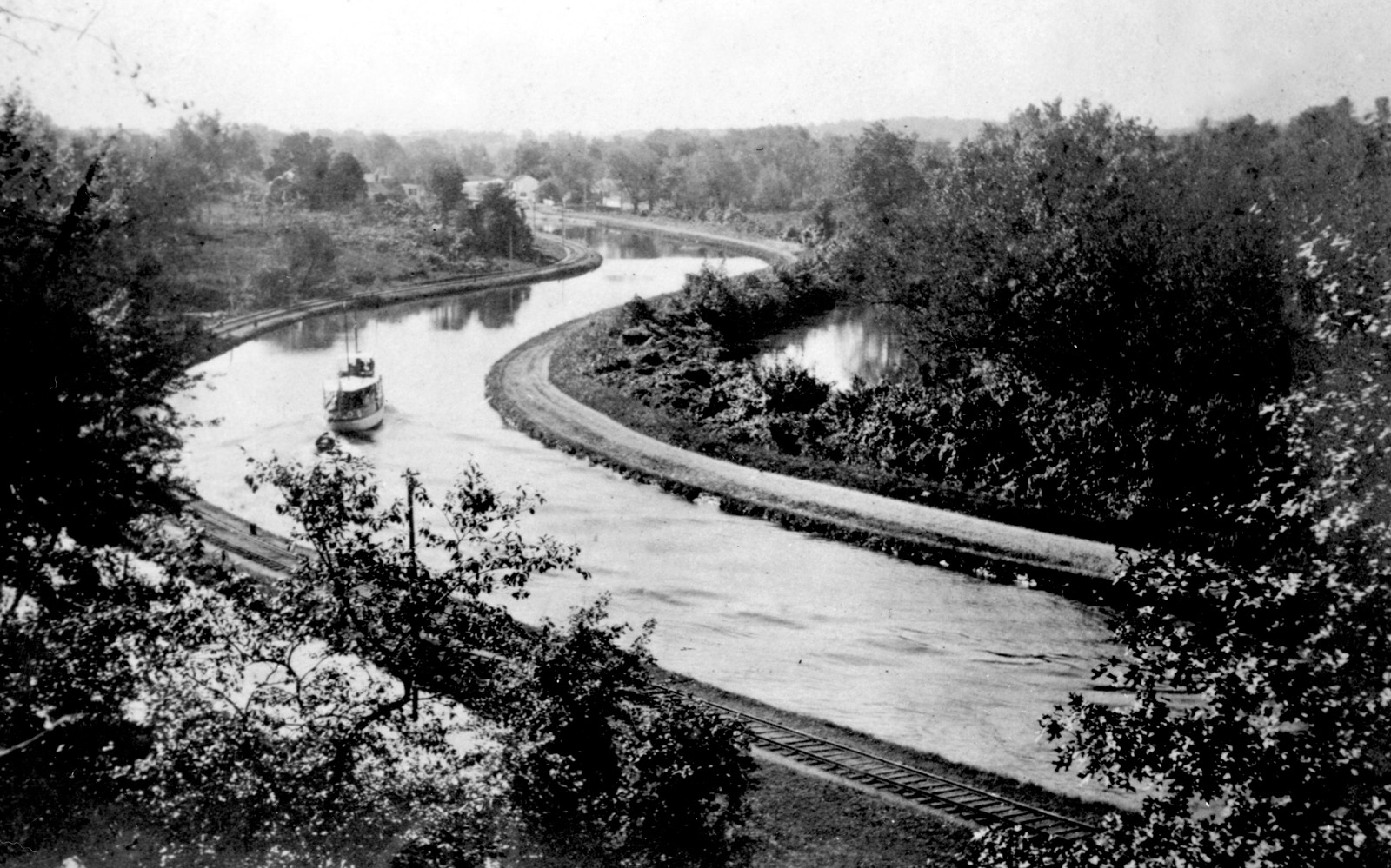 D&R Canal North of Kingston; c.1900